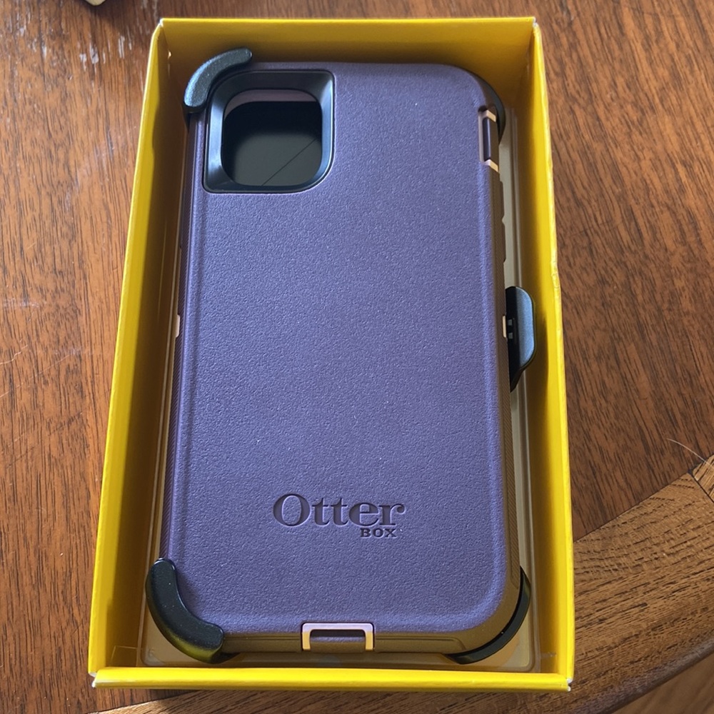 Brand NEW OtterBox Defender for iPhone 11